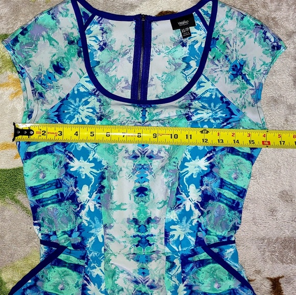 EUC Mossimo Patterned Dress - Picture 6 of 8